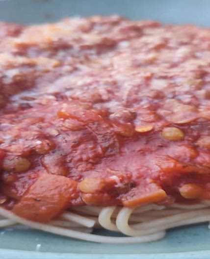 Lentil Bolognese with Wholewheat Spaghetti (Vegetarian)