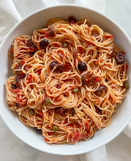 Vegan Pasta Puttanesca