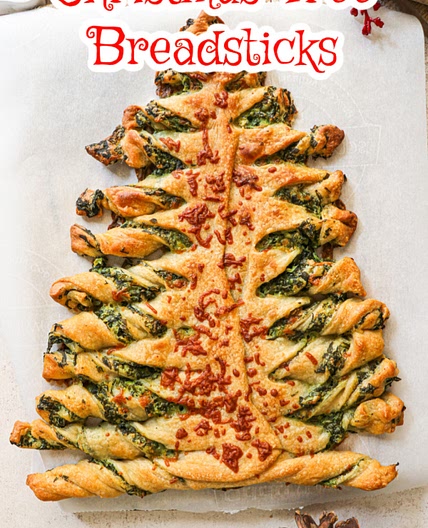 CHRISTMAS TREE SPINACH DIP APPETIZER