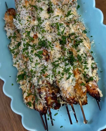 Garlic Parmesan chicken skewers