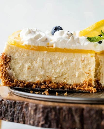 Lemon cheesecake
