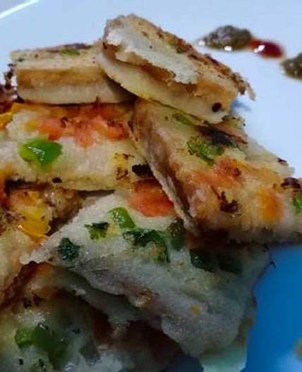 सूजी ब्रेड टोस्ट (Suji bread Toast Recipe in Hindi)