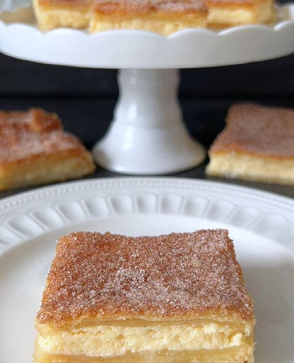Churro Cheesecake Bars Recipe 🤍
