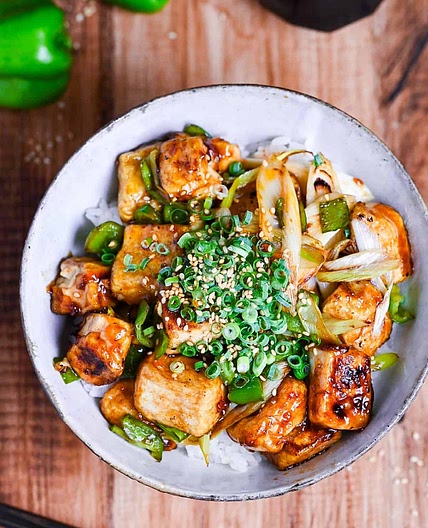 Teriyaki Tofu Donburi Recipe (Vegan Rice Bowl)