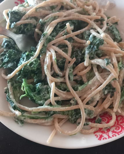 Pasta con ricotta e spinaci