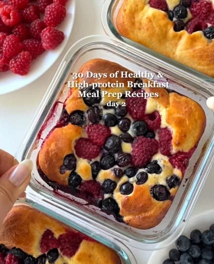 Berry Pancake Bowls