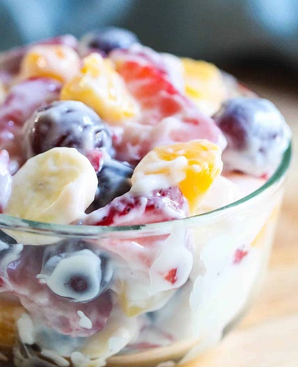 Creamy Yogurt Fresh Fruit Salad Recipe