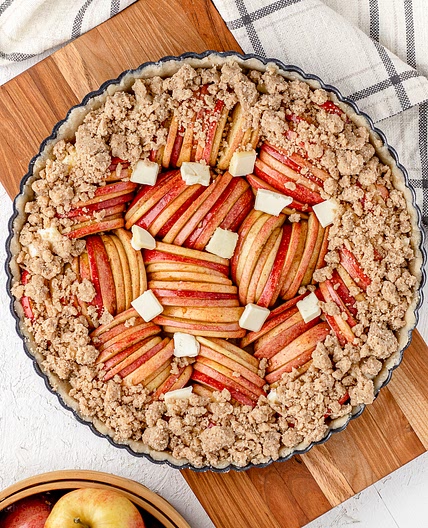 Apple Crumble Tart