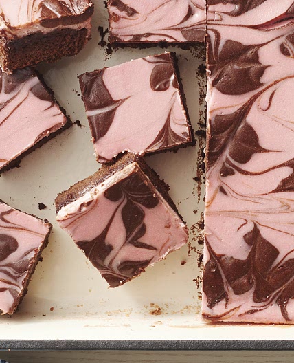 Raspberry-Chocolate Swirled Cheesecake Bars