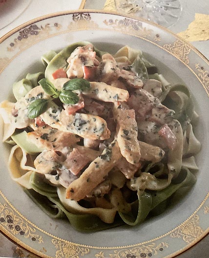 BenKat’s Fettucine with Creamy Chicken