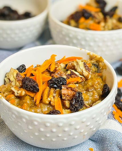 Slow Cooker Carrot Cake Oatmeal 
