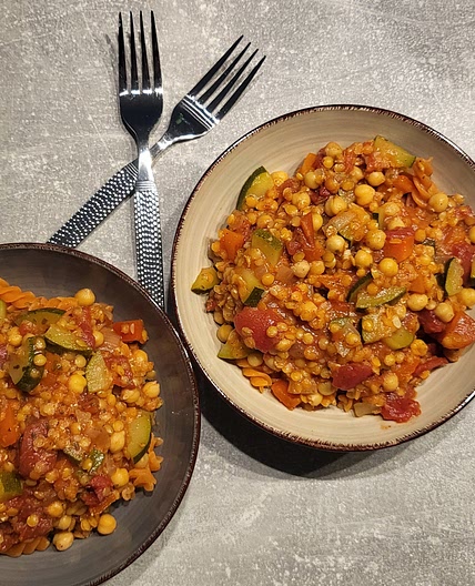 Proteinreiche Gemüse-Tomatensoße