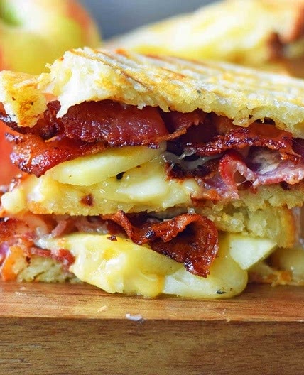 Gouda Honeycrisp Apple Bacon Grilled Cheese