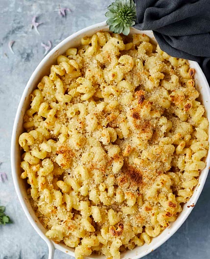 Easy Baked Mac and Cheese Recipe