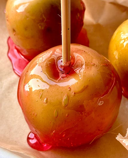Crunchy Candy Apples 