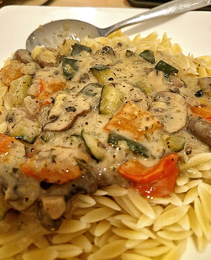 Veganes Bratgemüse mit Kokossauce