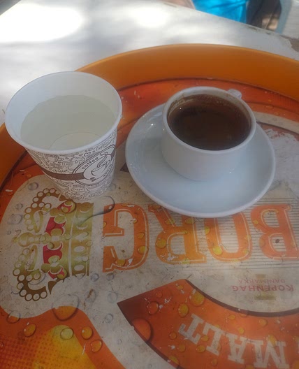 Su ve kahve