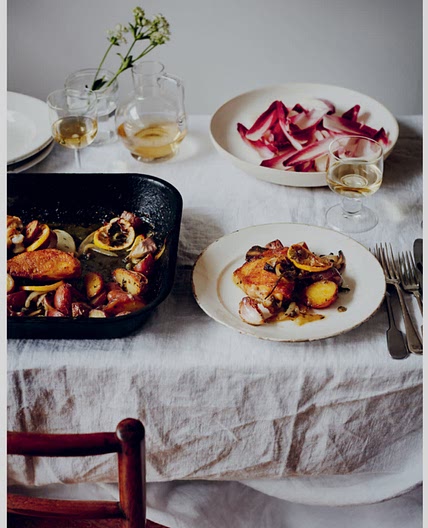 CHICKEN WITH HOT SAUSAGES & RED PEPPERS