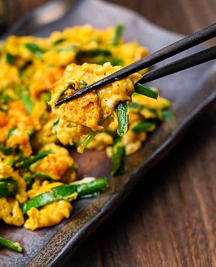 Niratama Recipe (Stir-fried Garlic Chive with Egg)