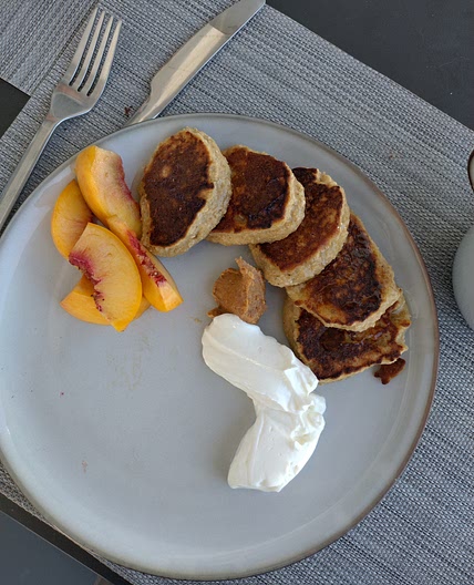 Banana Oat Pancakes