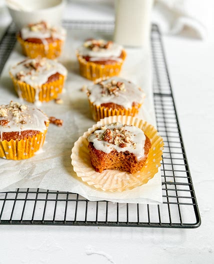 67 calorie carrot cake muffins