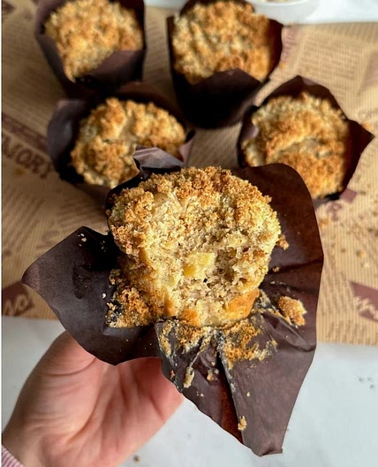 Apple crumble muffins