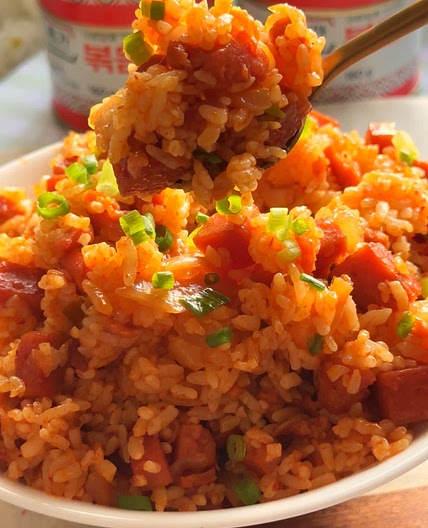 Easy One Pan Kimchi Fried Rice