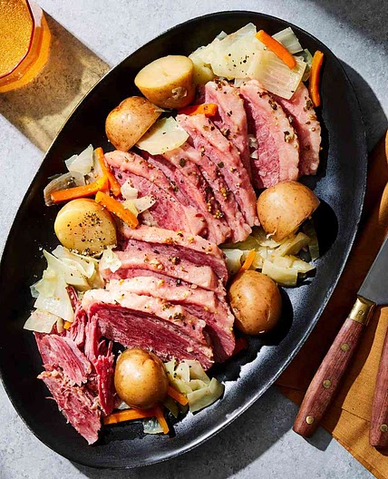 Slow-Cooker Corned Beef and Cabbage