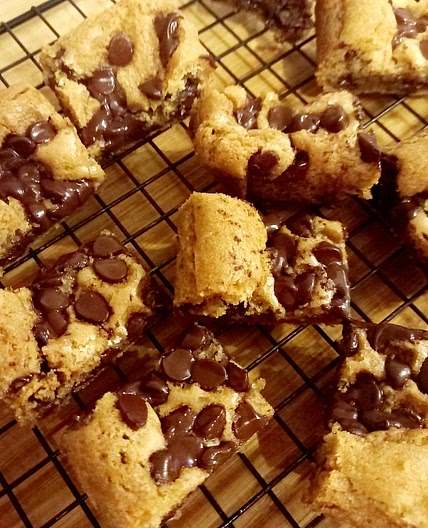 small batch choc chip cookie bites