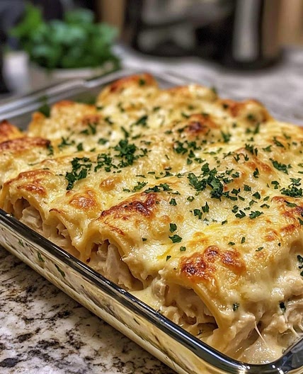 Garlic Chicken Lasgna Rollups