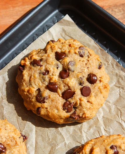 Applesauce Oatmeal Chocolate Chip Cookies
