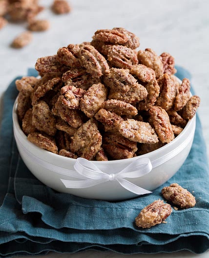 Lori's Sugared Pecans