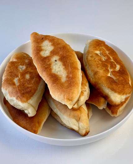 Cabbage piroshki 