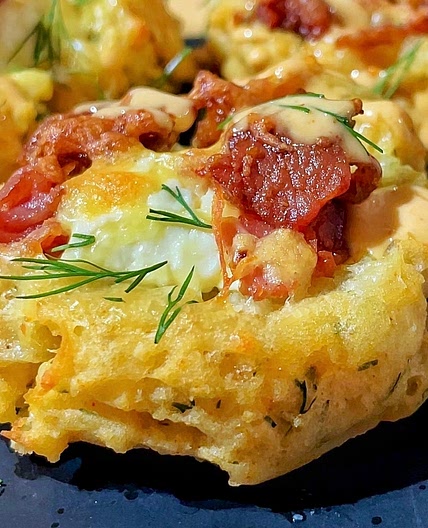 Feta & bacon potato cups