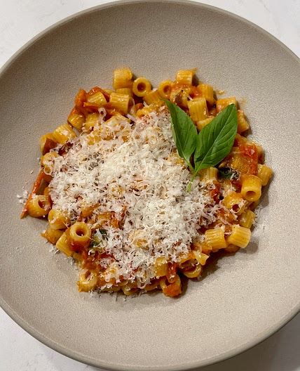 One Pot Cherry Tomato Pasta