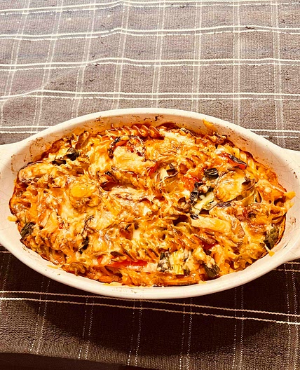 GF Spicy vegetable pasta bake 