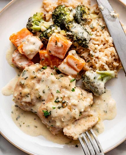 Creamy Garlic Chicken & Veg