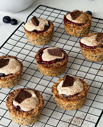 Berry Compote Granola Cups 