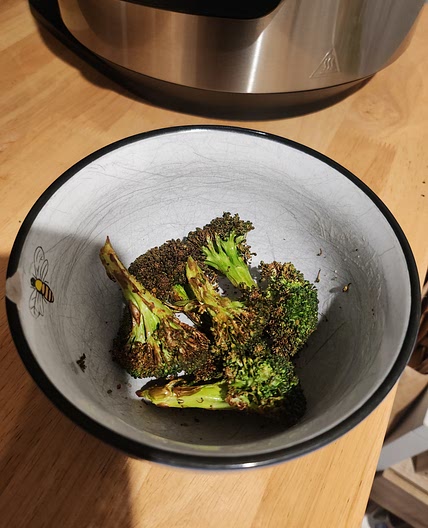 Air fried broccoli