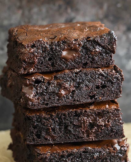 Super Moist Brownies (Oil and Water)