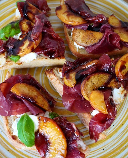 Bresaola peach ciabatta