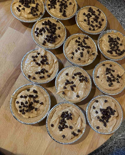 Peanut butter pie