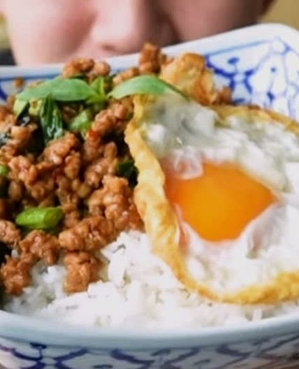 Pad Kra Pao (Pork and Holy Basil Stir Fry)