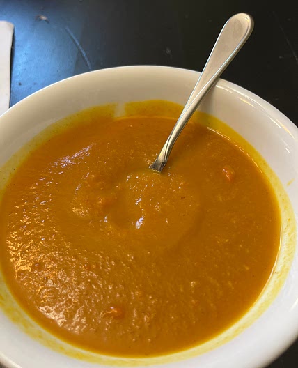 Squash apple soup - vegan 
