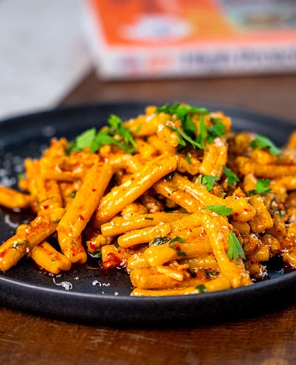 Honey Harissa Sausage Pasta - The Good Bite