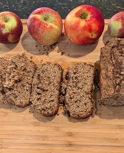 Pumpkin Spice Apple Bread