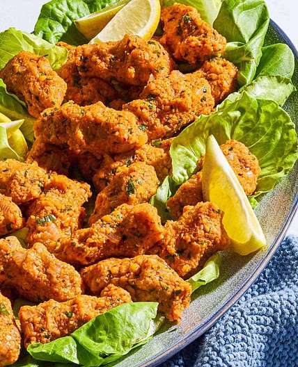 Turkish Lentil Mezze (Mercimek Köftesi)