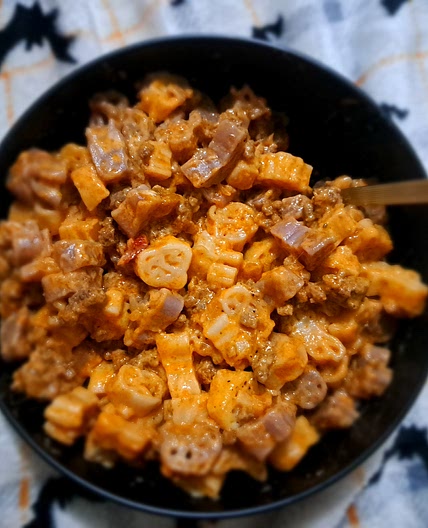 Sloppy Joe Mac and Cheese
