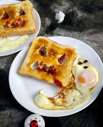 Spooky Ghost Egg Toast