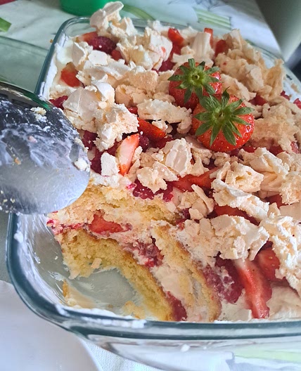 Eton Mess Trifle